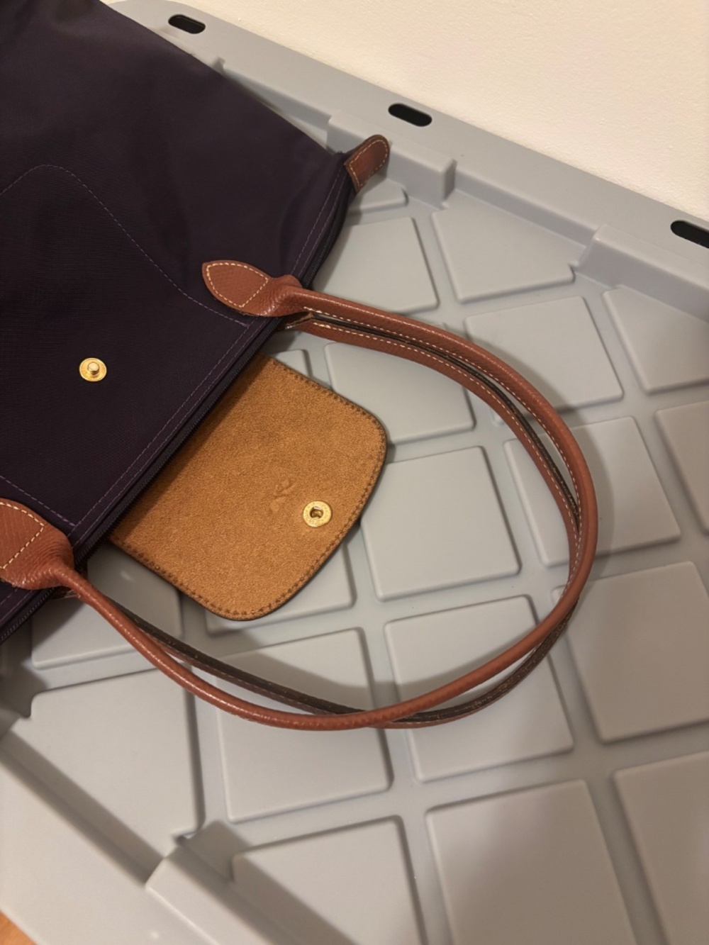 Plum Longchamp Le Pliage Nylon Tote – Medium - Picture 6 of 15
